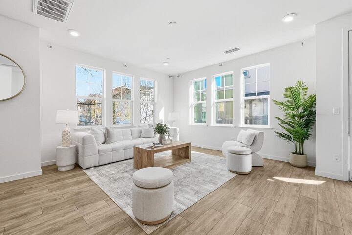 Property Photo:  535 San Lorenzo Terrace 1  CA 94085 