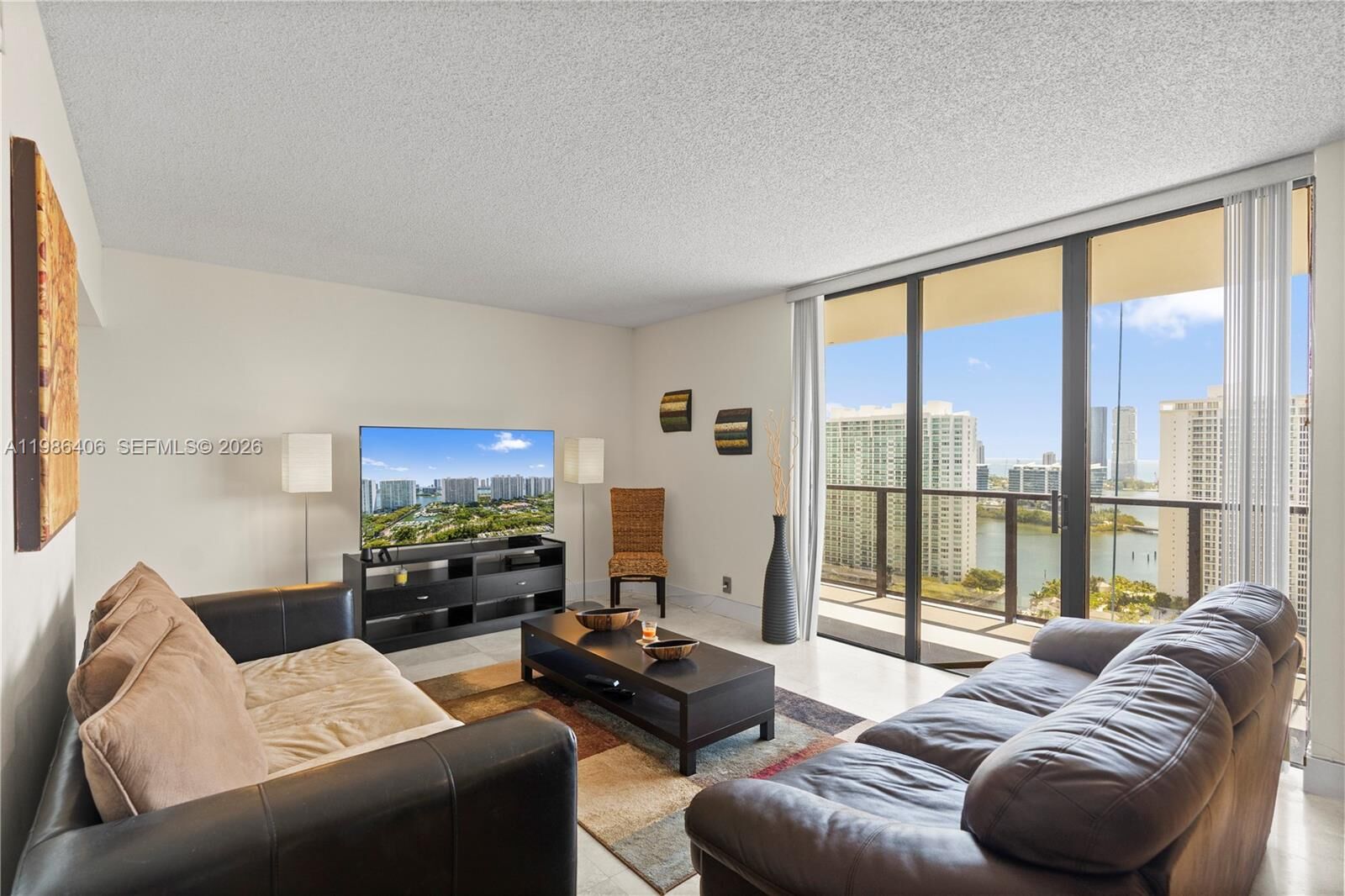 Property Photo: 18181 NE 31st Ct Ph07 FL 33160