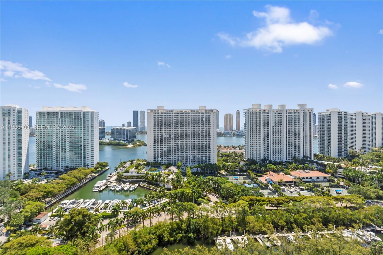 Property Photo:  18181 NE 31st Ct Ph07  FL 33160 