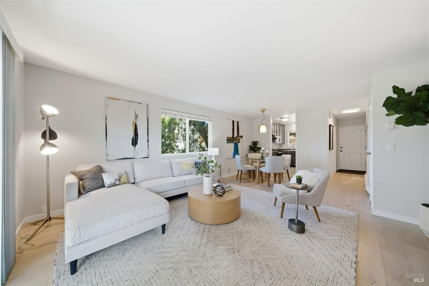 Property Photo: 10 Professional Center Parkway 1 CA 94903