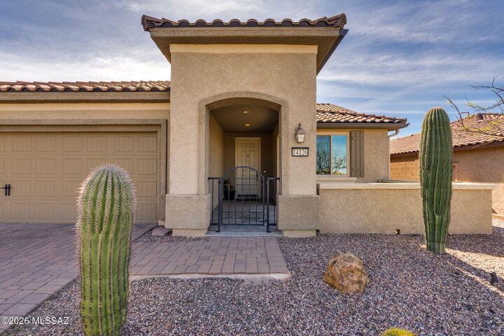 Property Photo: 14126 N Del Webb Trail AZ 85658