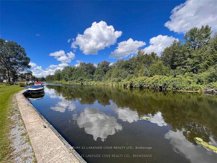 Property Photo:  51 Laguna Parkway 9  ON L0K 1B0 