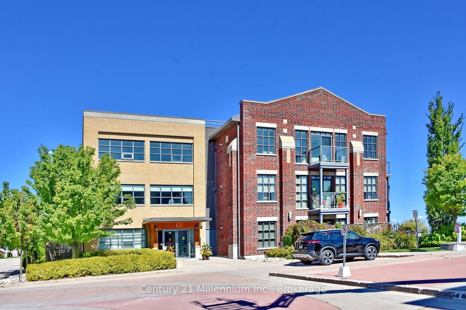 Property Photo:  1 Shipyard Lane 208  ON L9Y 0W2 