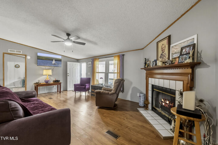 Property Photo:  375 Bill West Road  TN 37681 