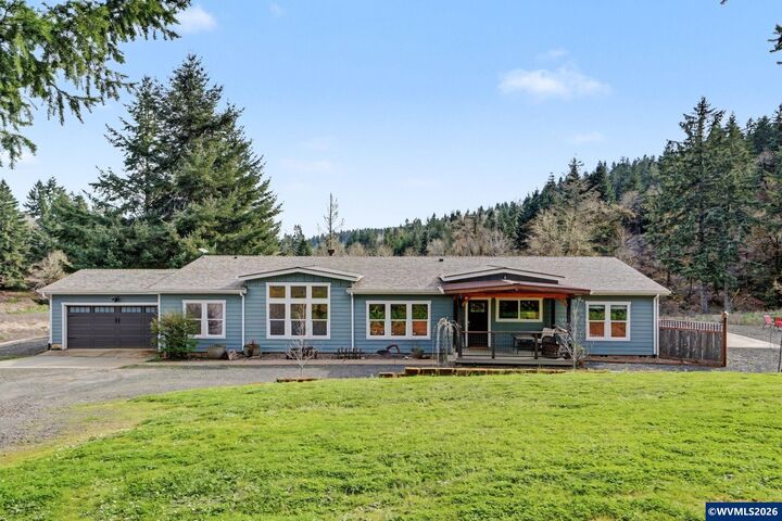 Property Photo:  16310 Oakdale Rd  OR 97338 