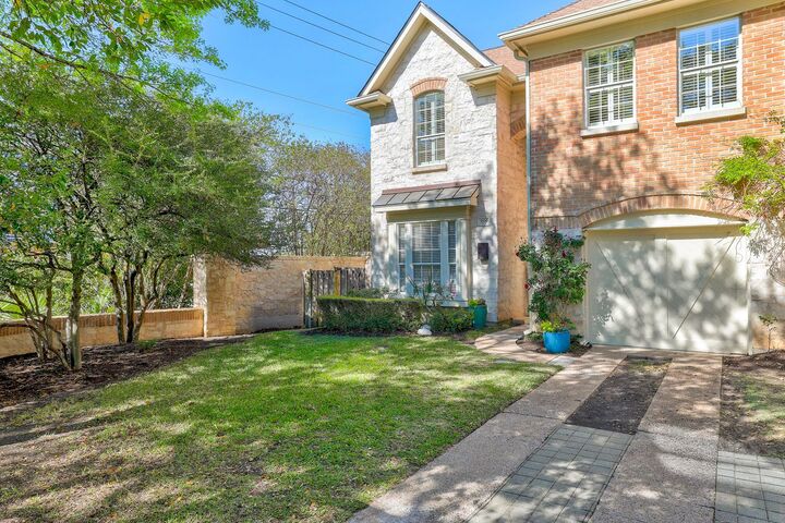 Property Photo: 3800 Bailey Lane F-1 TX 78756