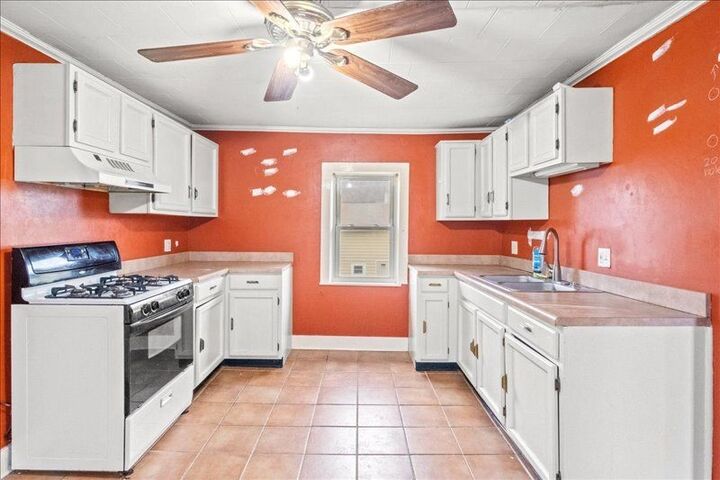 Property Photo:  13 Everett Street  NY 13905 