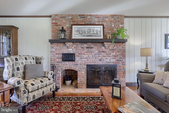 Property Photo:  2211 Gamber Road  PA 17582 