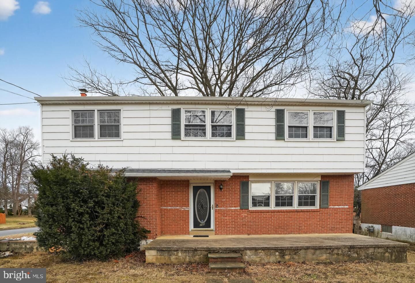 Property Photo: 100 Rose Circle DE 19711
