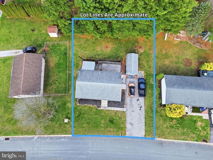 Property Photo:  9 Pine Lane  PA 17350 