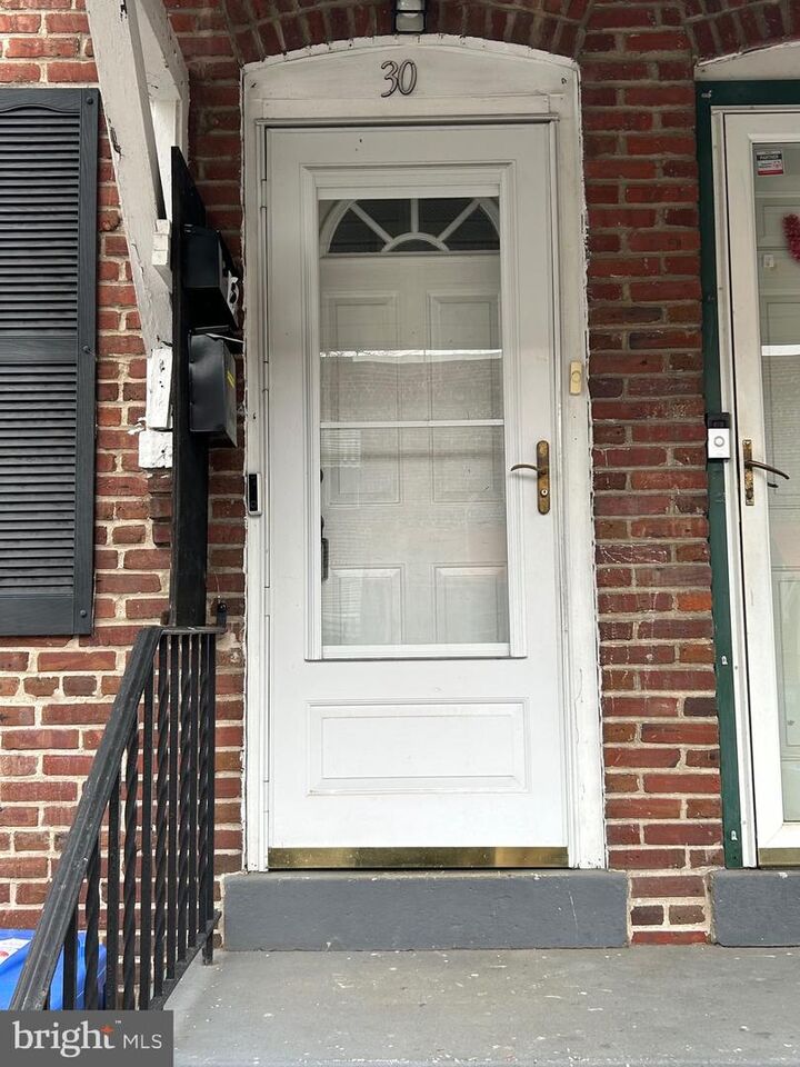 Property Photo:  30 Amboy Avenue  NJ 08554 