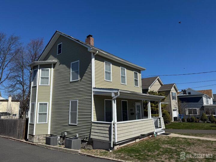 Property Photo:  150 George Street  NJ 08879 