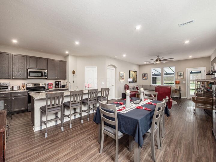 Property Photo:  523 Rochdale Run  OH 43015 