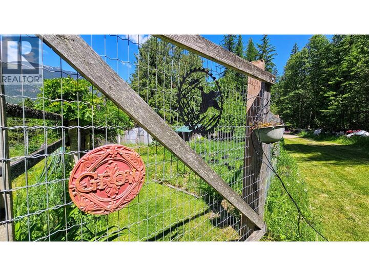 Property Photo: 8496 B Procter Road East BC V1L 0B7