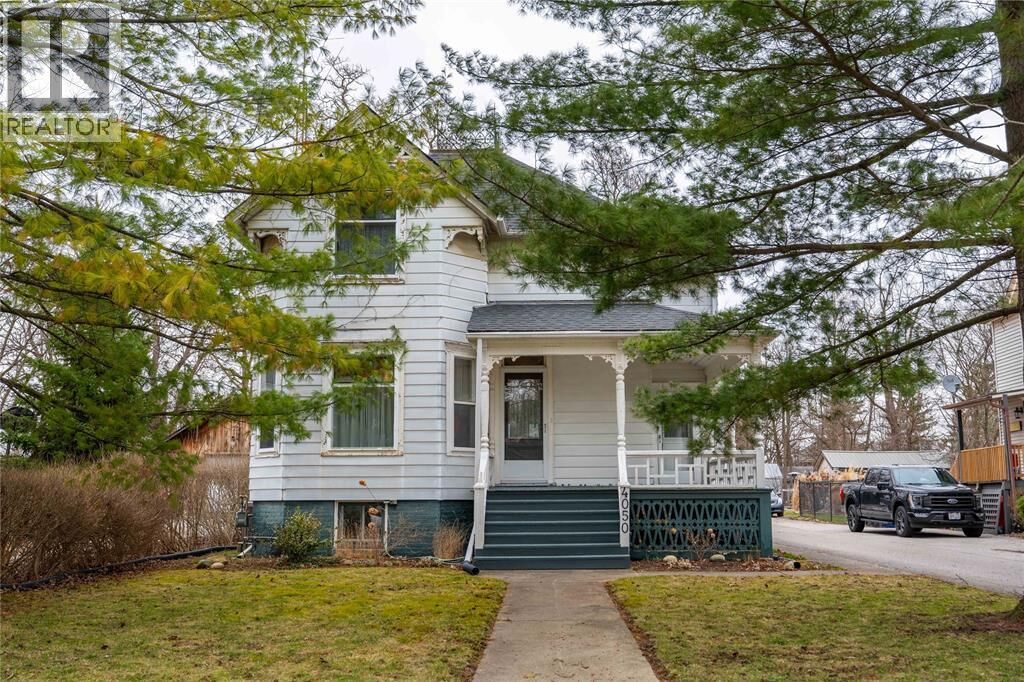 Property Photo:  4050 Petrolia Line  ON N0N 1R0 