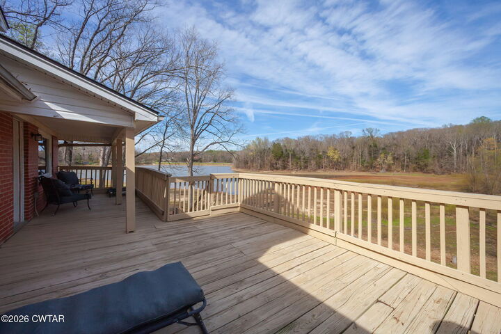 Property Photo: 108 Springbrook Drive TN 38305