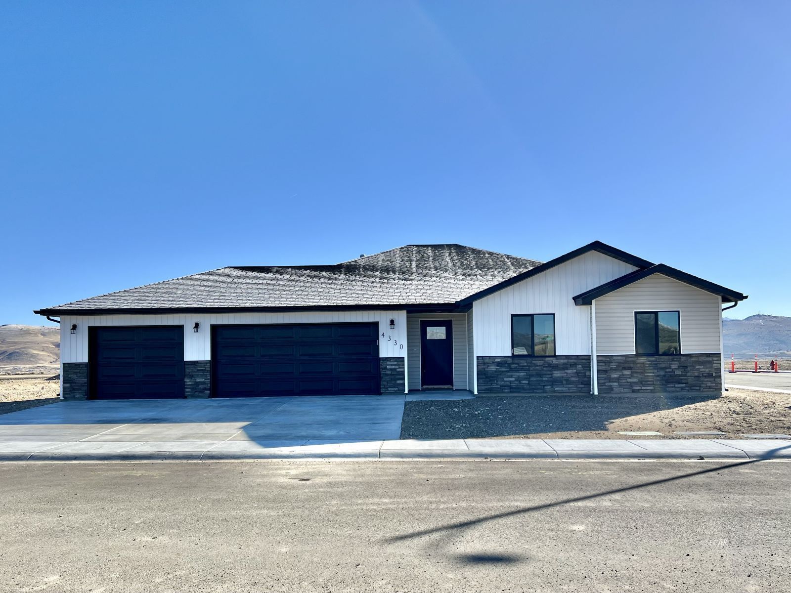 Property Photo:  4451 York Boulevard  NV 89801 