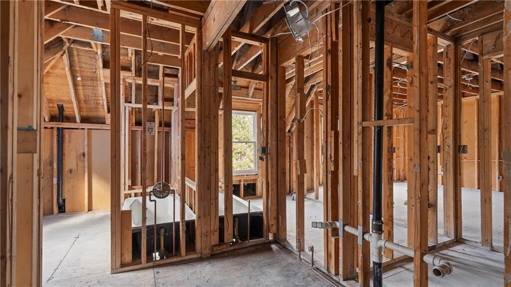 Property Photo:  510 Tullamore Way  GA 30004 