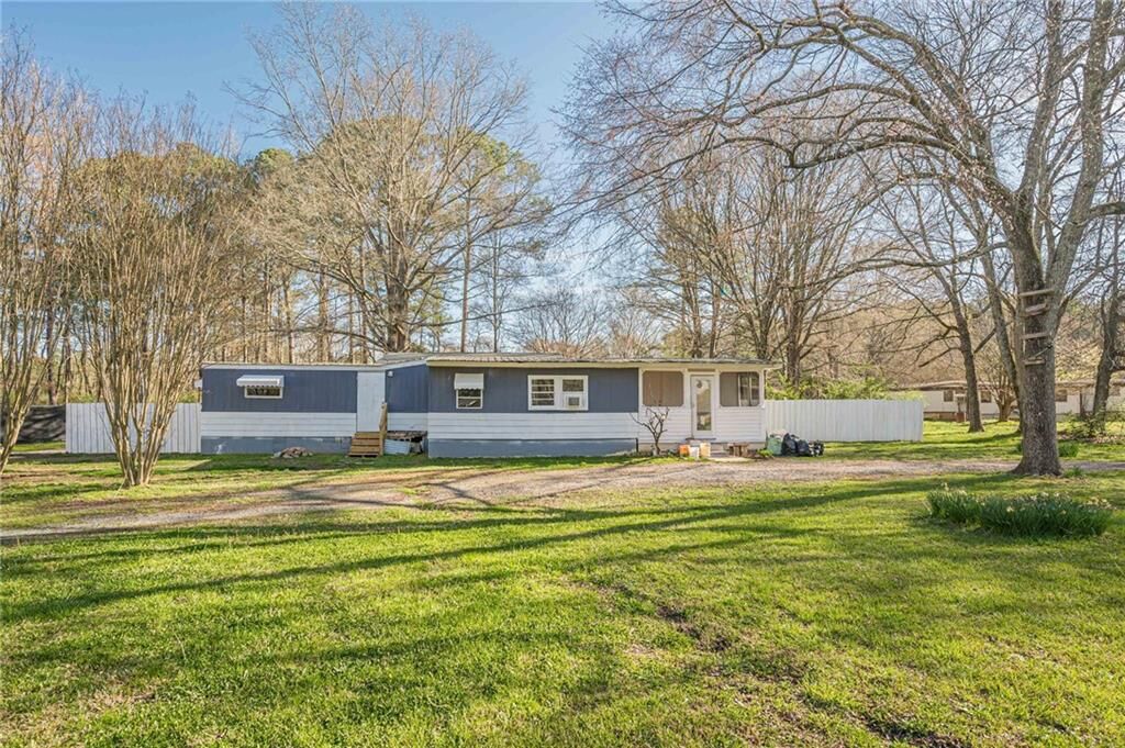 Property Photo:  25 Sherwood Lane NW  GA 30120 