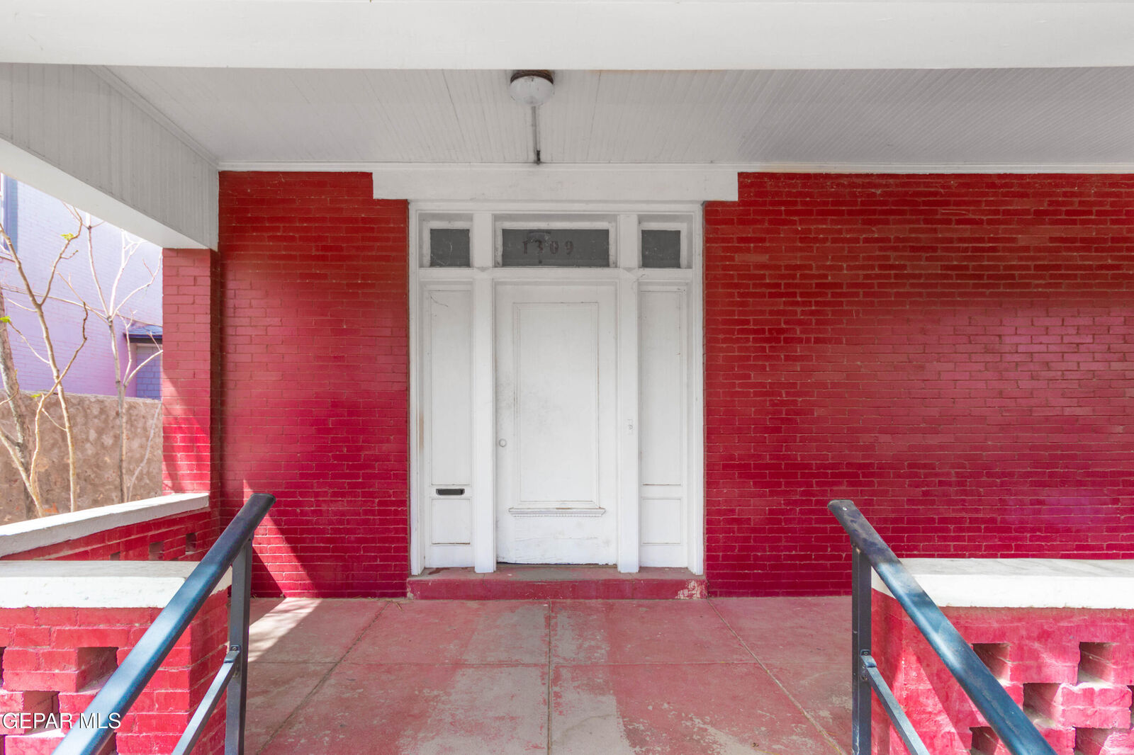 Property Photo:  1309 E Rio Grande Avenue 2  TX 79902 