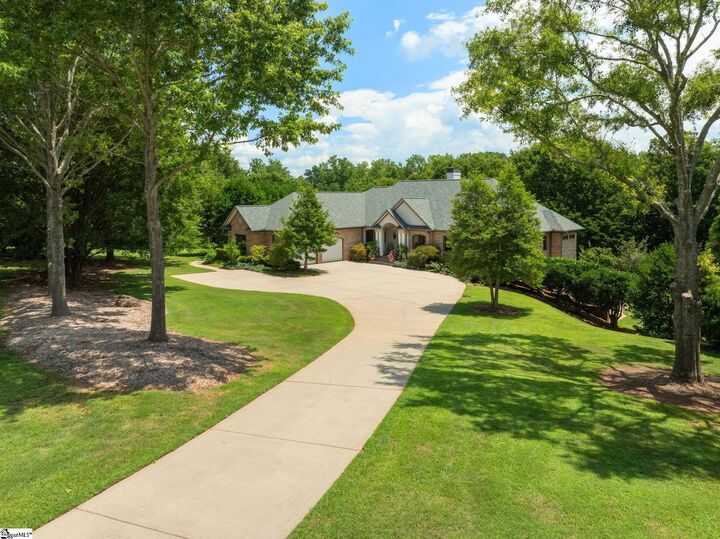 Property Photo: 216 Bruce Farm Road SC 29681