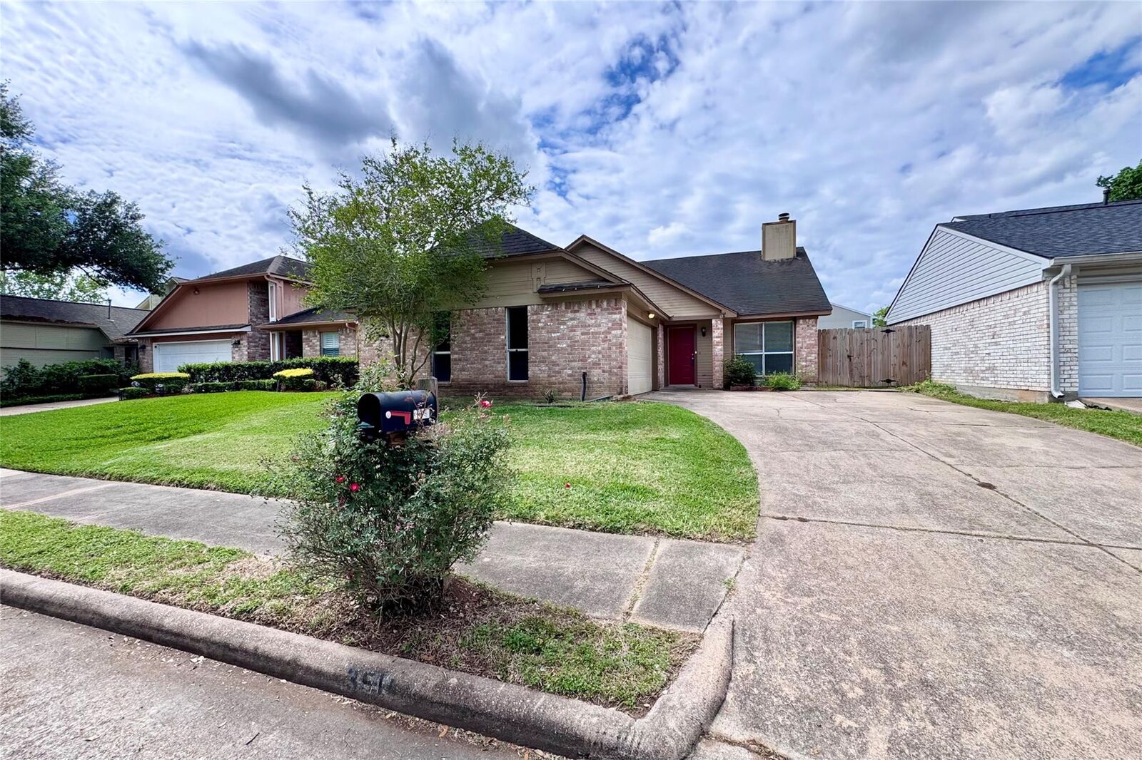 Property Photo: 3511 Palm Grove Drive TX 77459