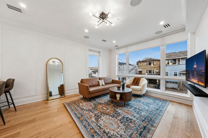 Property Photo:  183 Zabriskie St 2  NJ 07307-1111 