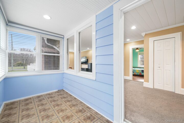 Property Photo:  34 Waldberg Avenue  NY 10920 