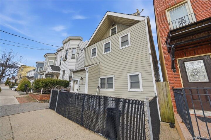 Property Photo:  40 Alder Street  NY 10701 