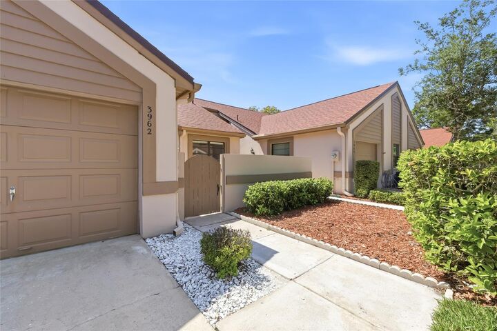 Property Photo: 3962 Mermoor Drive FL 34685