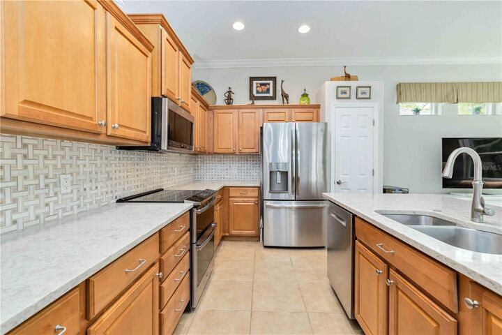 Property Photo:  8150 Indigo Ridge Terrace  FL 34201 