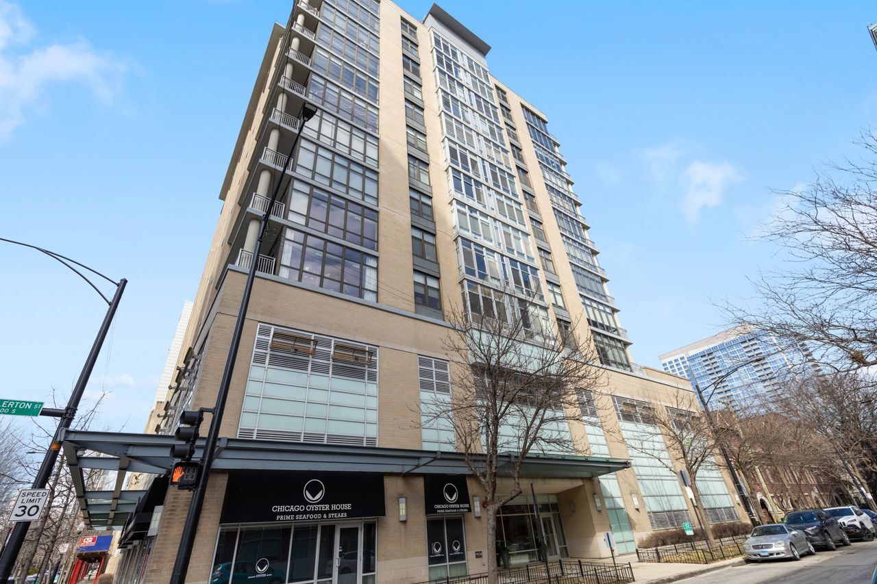 Property Photo: 212 E Cullerton Street 603 IL 60616