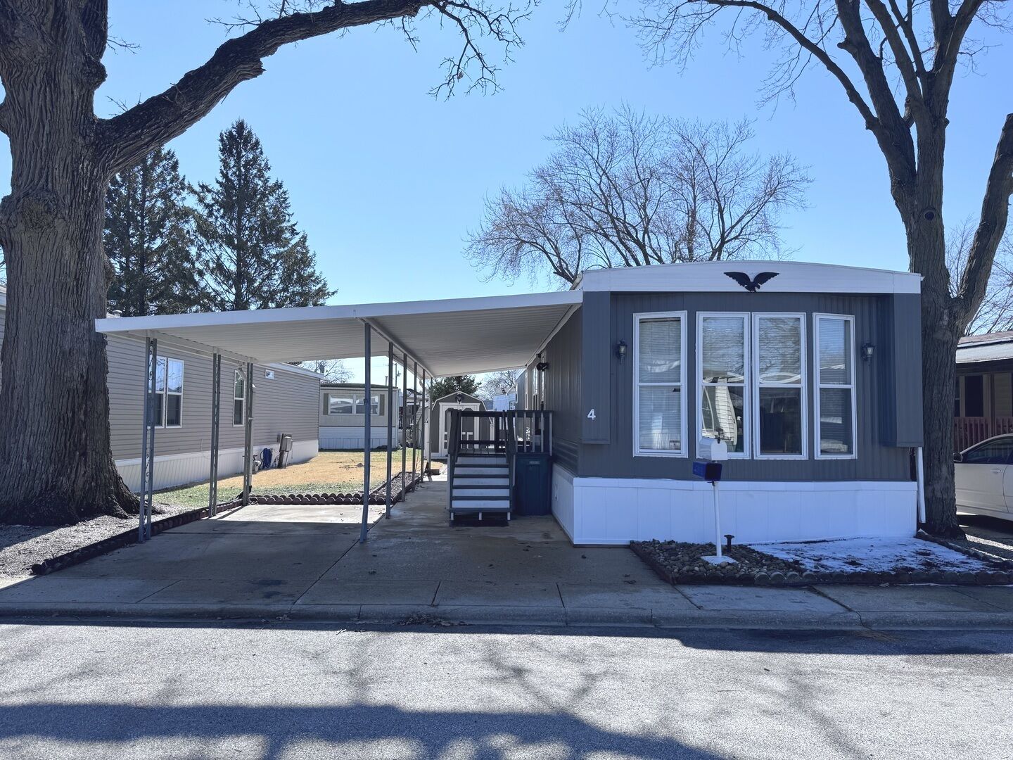 Property Photo:  1336 Douglas Avenue 4  IL 60538 