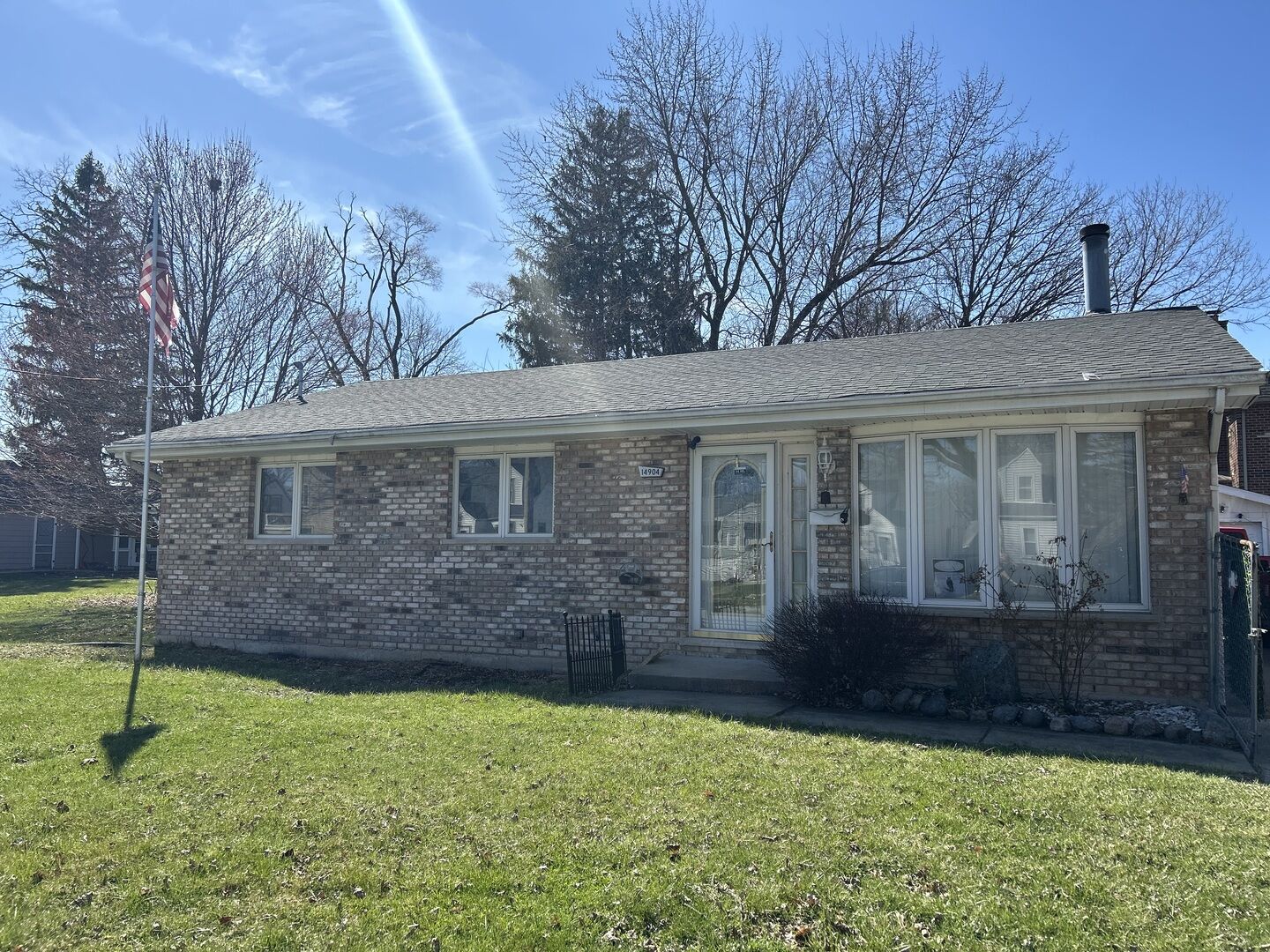 Property Photo:  14904 Springfield Avenue  IL 60445 