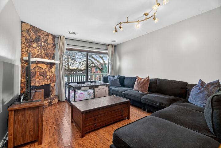 Property Photo:  6755 180th Street 6  IL 60477 