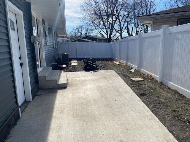 Property Photo:  2135 13th Street  IL 61354 