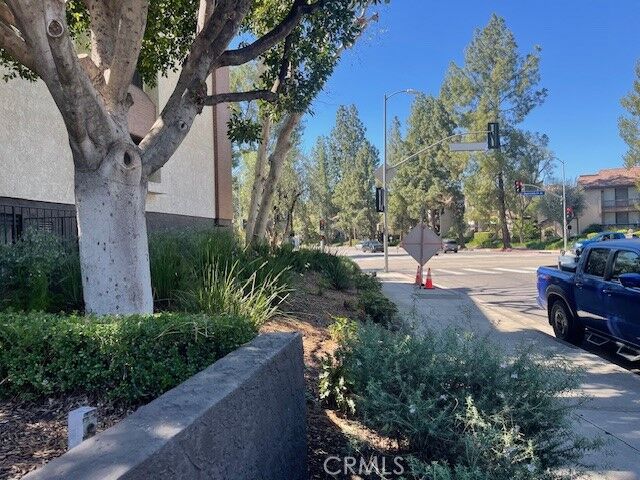 Property Photo:  21650 Burbank Blvd. 206  CA 91367 