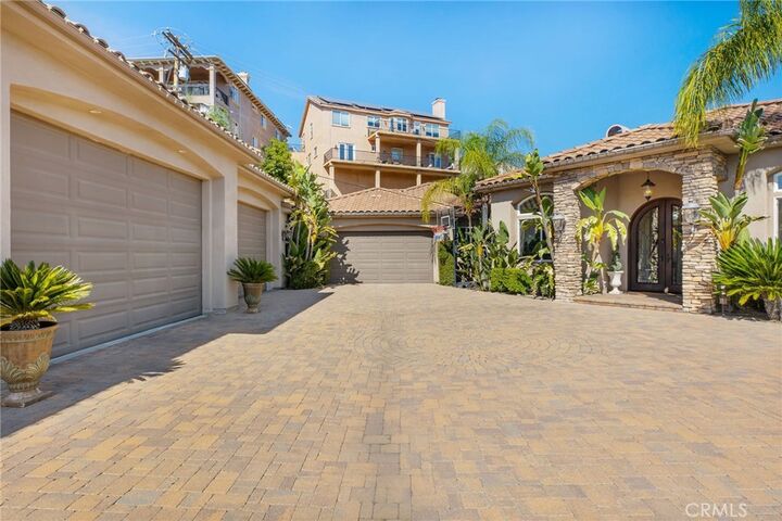 Property Photo:  22928 San Joaquin E  CA 92587 