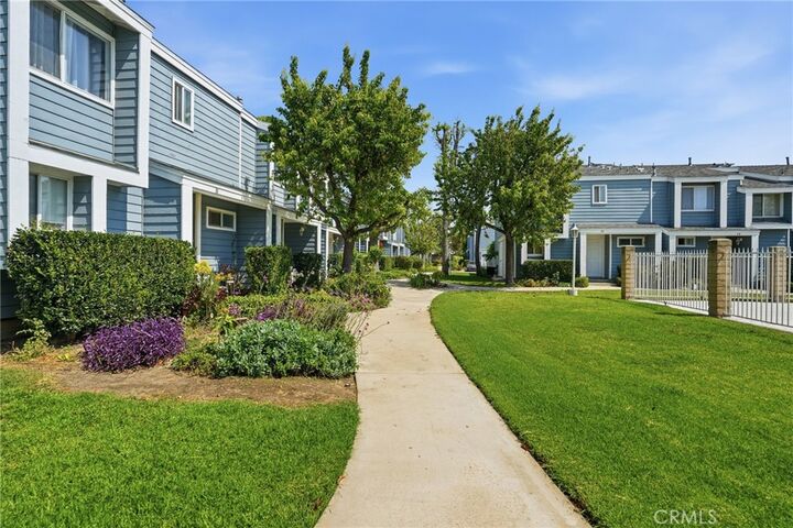 Property Photo: 15735 Nordhoff Street 11 CA 91343