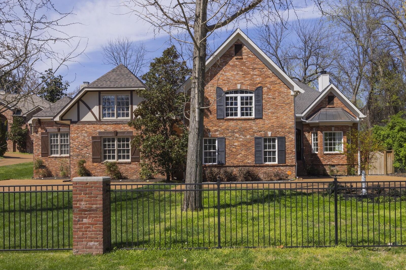 Property Photo:  5904 Old Harding Pike  TN 37205 