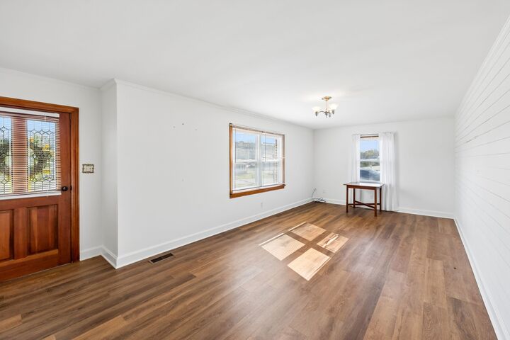 Property Photo:  247 Edgewood St  TN 37012 