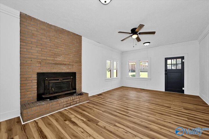 Property Photo: 1403 Goehler Road SE AL 35055