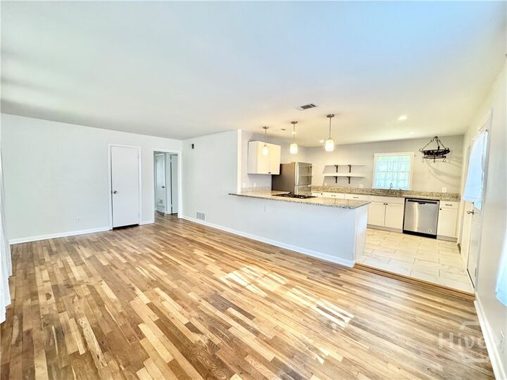 Property Photo:  1714 E 60th Street  GA 31404 