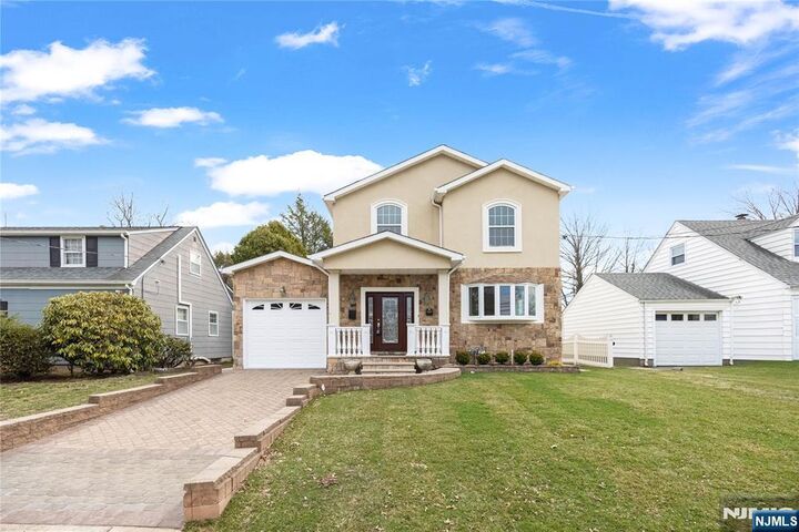 Property Photo:  585 Mount Prospect Avenue  NJ 07012 