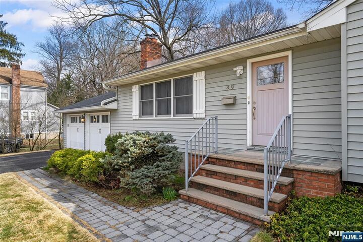 Property Photo:  49 Carpenter Avenue  NJ 07648 