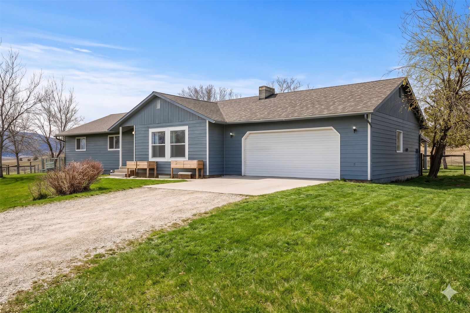 Property Photo: 5651 Skyview Drive MT 59833
