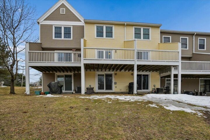 Property Photo:  417 Fox Hollow Way  NH 03104 