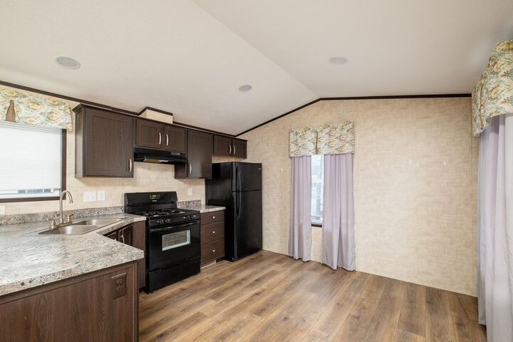 Property Photo:  34 Pineland Park Road  NH 03851 