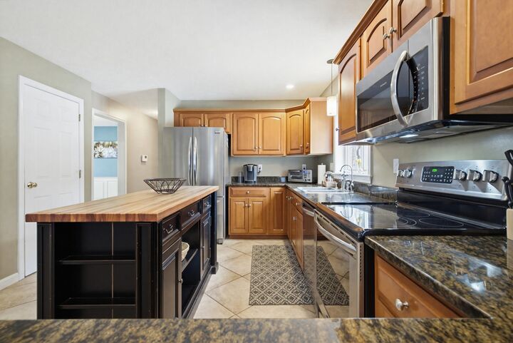Property Photo:  43 Hampshire Hills Drive  NH 03304 