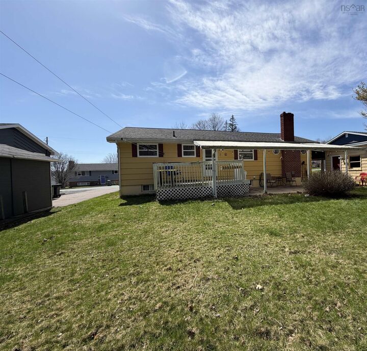 Property Photo: 43 Maple Boulevard NS B2N 4N4